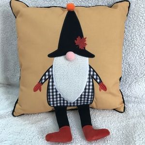 🦋NWT Fall Harvest Decor Accent Pillow With Gnome